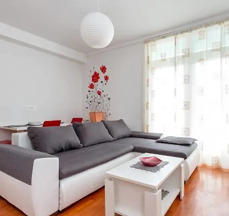Guest house Jobova *